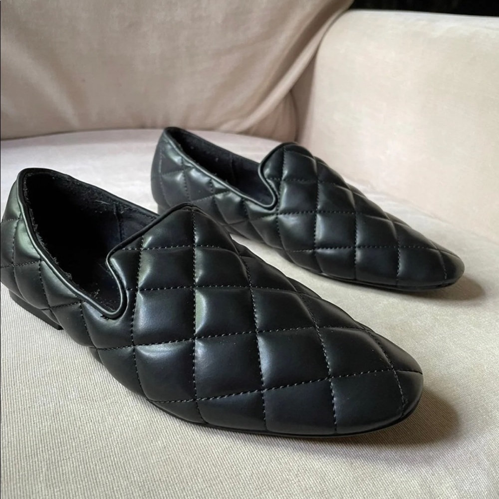 Zara Quilted Loafers CC STYLR AirFit Super Comfy Black Color. size 5.5